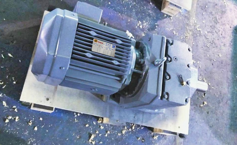 2.2KW電機減速箱,40比減速機，絲杠升降機減速機.jpg
